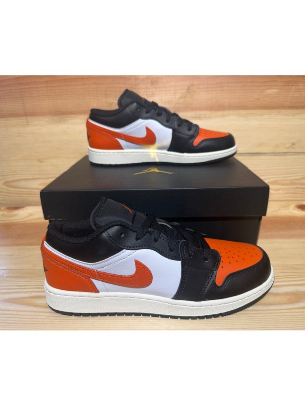 Air Jordan 1 Low GS 553560-081 Black Starfish White Youth Size 7Y NEW